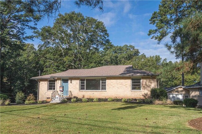 Building Photo - 250 Heaton Park Dr