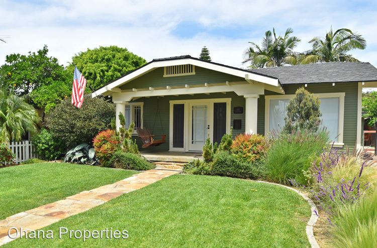 Primary Photo - 421 Jacaranda Pl
