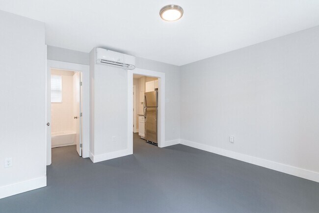 Foto del edificio - Charming Studio in Mid-City New Orleans – Utilities Included, Modern Kitchen, Shared Laundry
