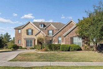 Building Photo - 6165 Larkspur Ln