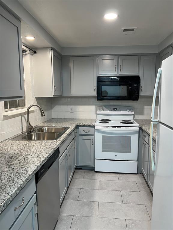 Foto del edificio - 11710 Southlake Dr