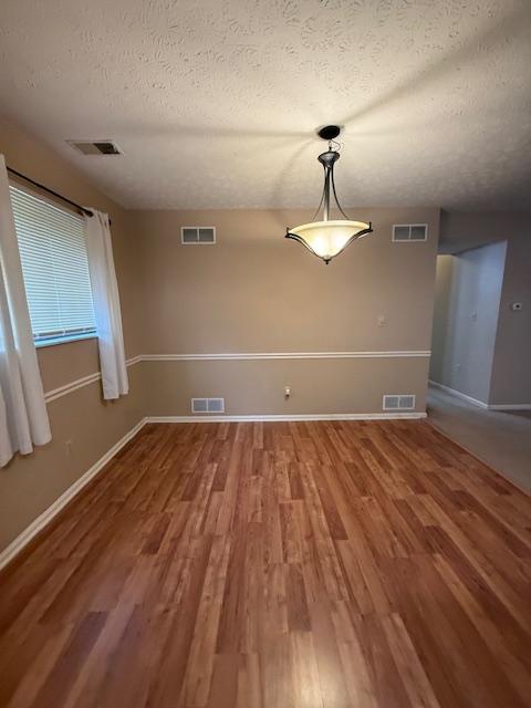 Building Photo - 6385 Catawba Dr