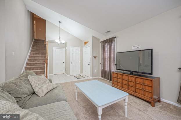 Building Photo - 105 Stoneham Dr