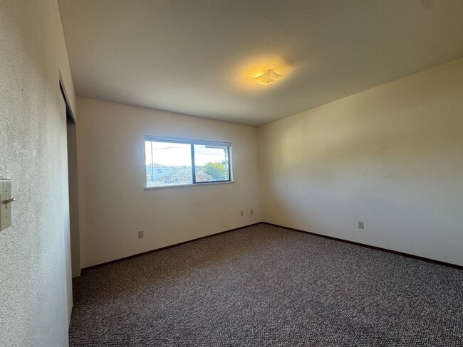 Building Photo - 1536 F St