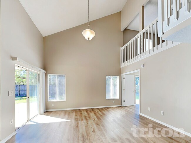 Foto del edificio - 1330 Gangplank Dr