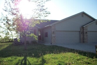 Building Photo - 332 Cassidy Ct