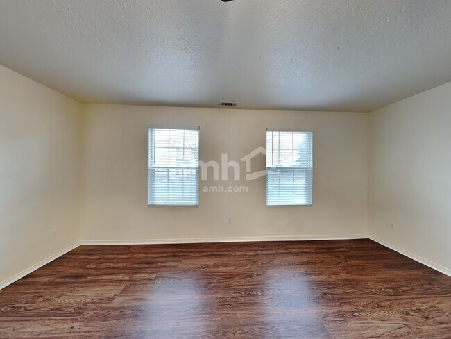 Building Photo - 6655 S Covewood Way