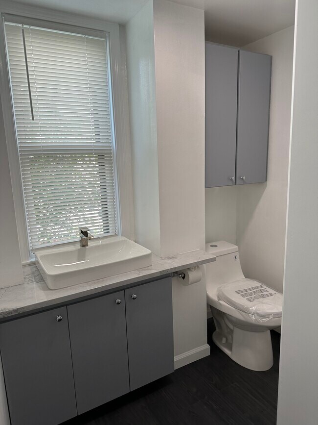 Foto del edificio - 83 Leyden St