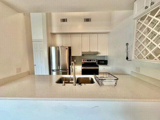 Foto del edificio - 166 Knots Pl