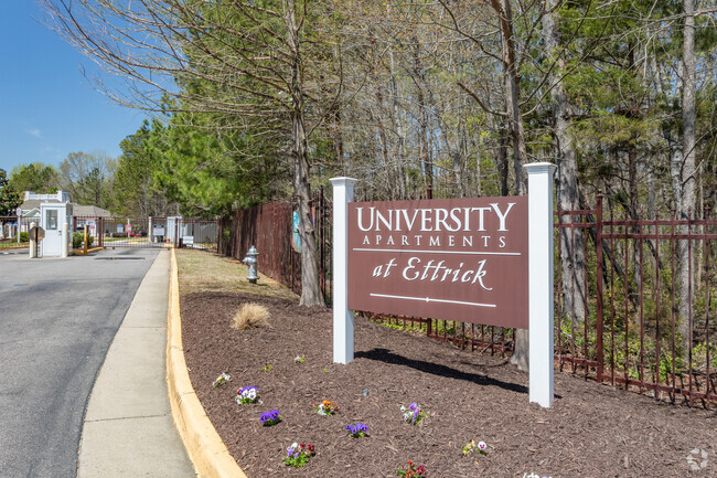 Foto del edificio - University Apartments at Ettrick