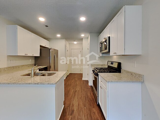 Building Photo - 3112 Teton Dr