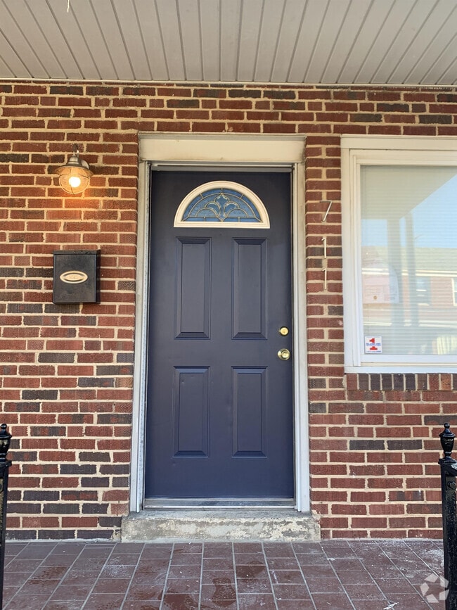 Greektown Apartments for Rent with a Yard Baltimore, MD 1 Rentals