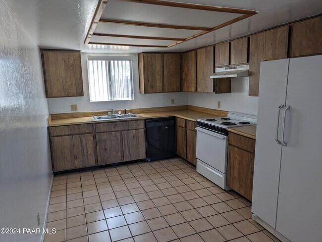 Foto del edificio - 3156 N Tani Rd