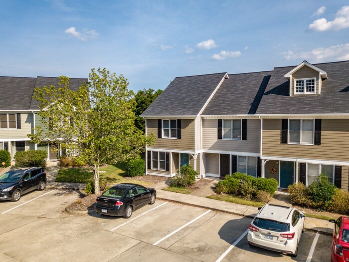 3436 Balfour W, Durham, NC 27713 Room for Rent in Durham, NC