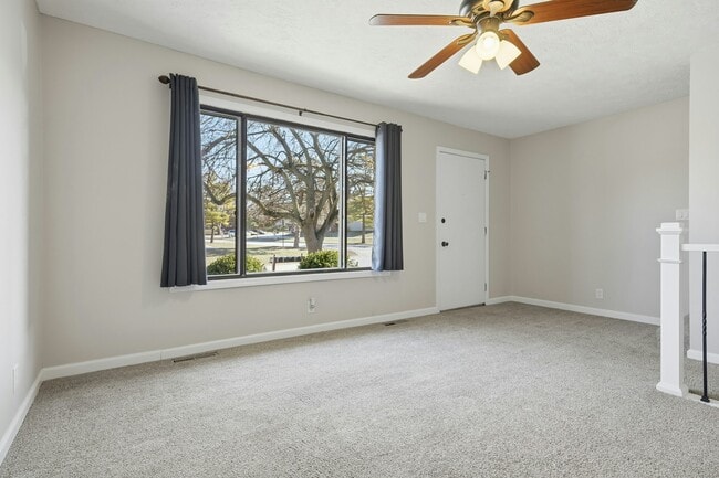 Building Photo - 107 N Orr Dr