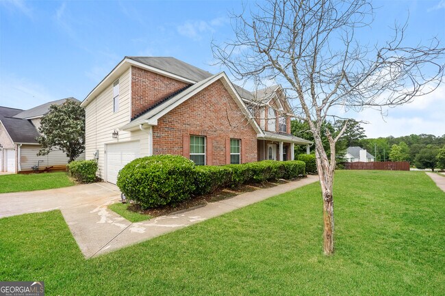 Building Photo - 6779 Foxfire Pl