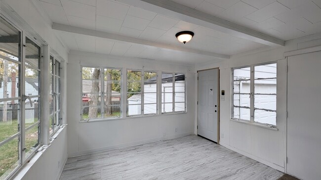 Foto del edificio - 1221 John St