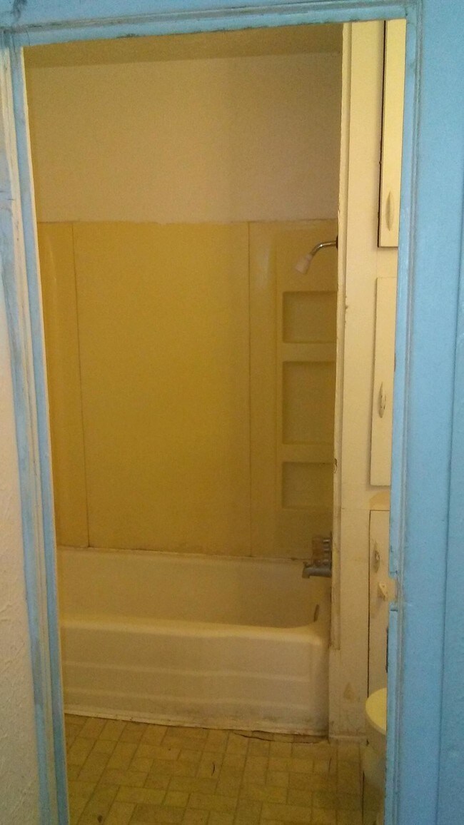 Foto del edificio - 1317 11th St