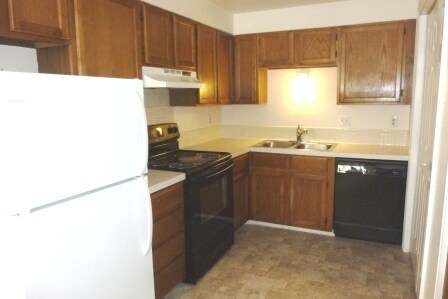 Foto del edificio - COZY END UNIT TOWN-HOME IN LONGMONT AVAILA...
