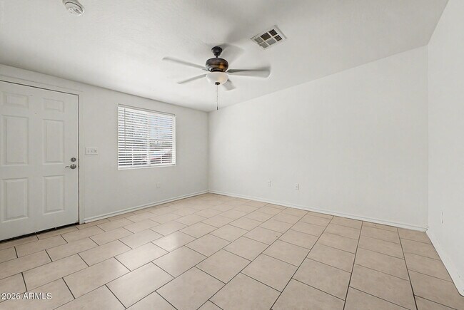 Foto del edificio - 3126 N 68th St