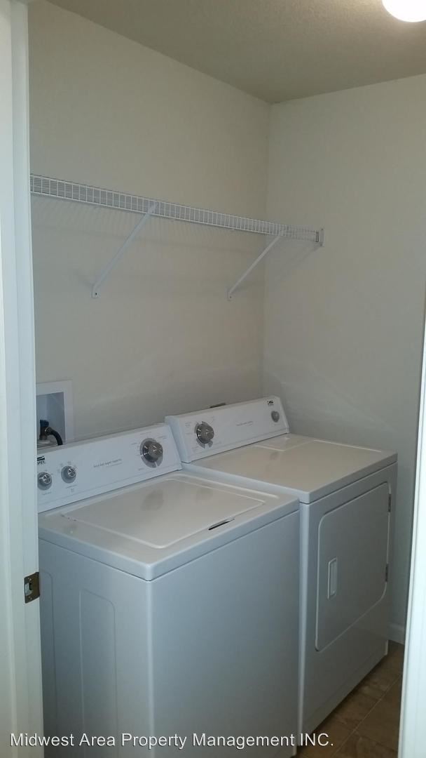 Foto del edificio - 21012 Homer St