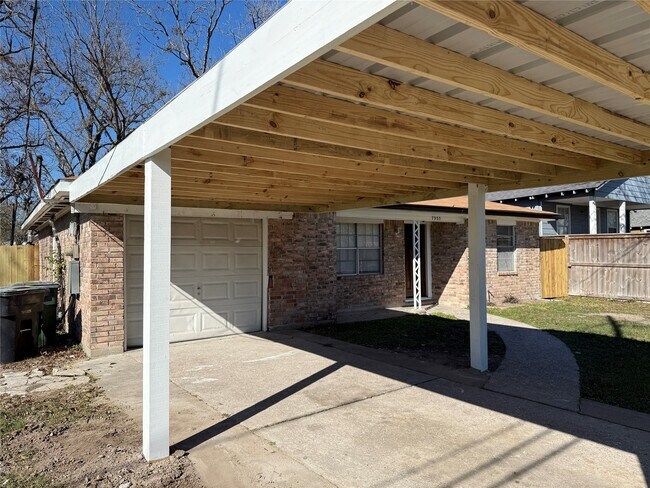 Foto del edificio - 7905 Farnsworth St