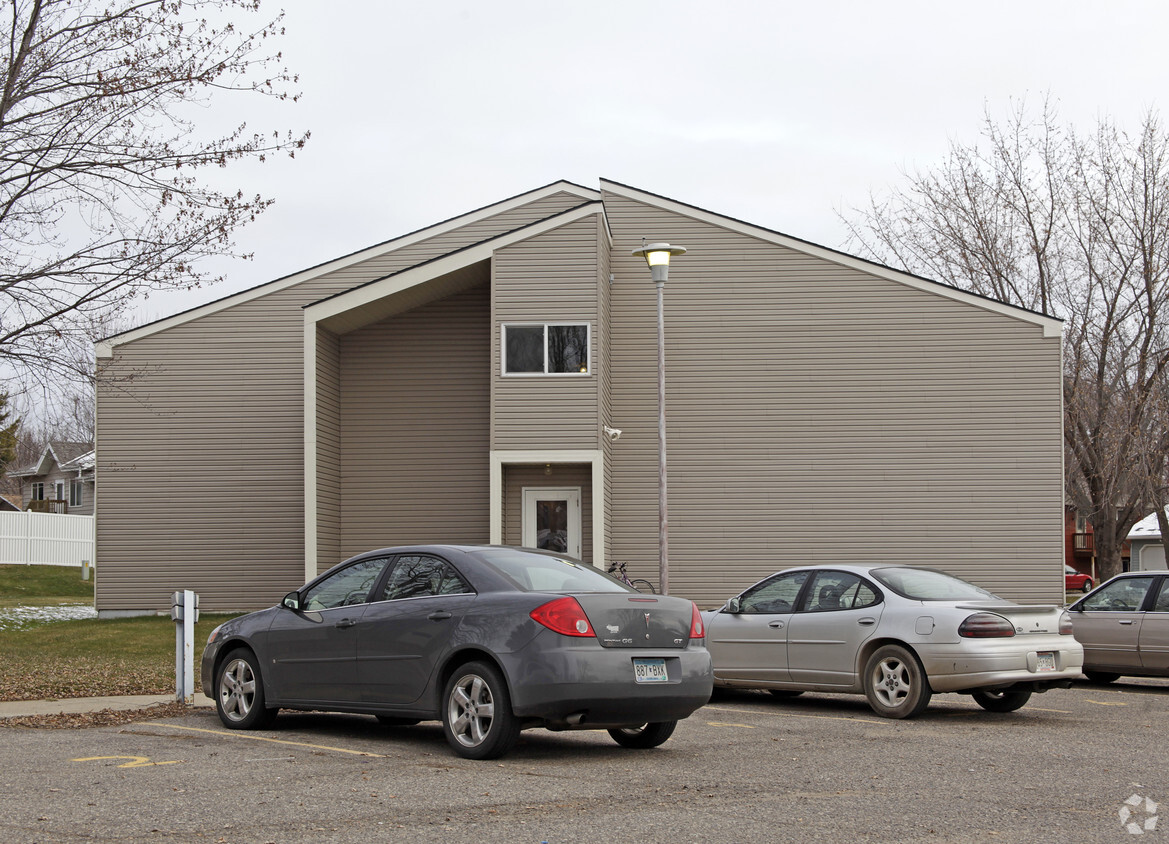 Albany Apartments Mn