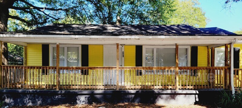 Foto principal - 340 Mountain View St