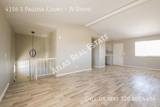 Building Photo - Updated 3 Bed 1.5 Bath Home in South Auror...