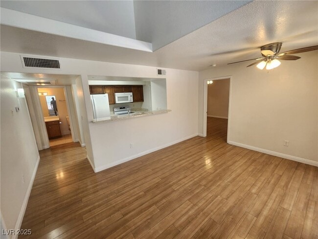 Building Photo - 2300 E Silverado Ranch Blvd