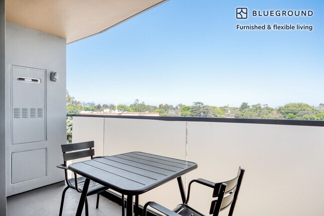 Building Photo - 11701 Gateway Blvd