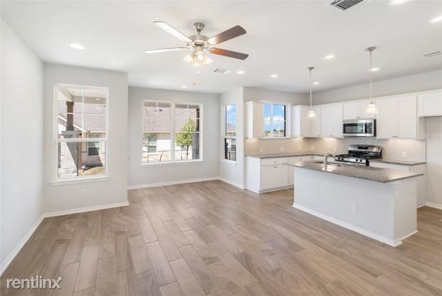 Foto del edificio - 3 br, 2 bath House - 20504A Cobb Street
