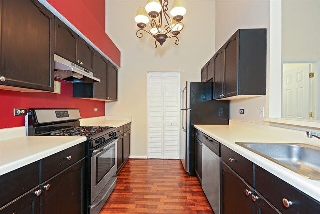 Foto del edificio - 748 N Gary Ave