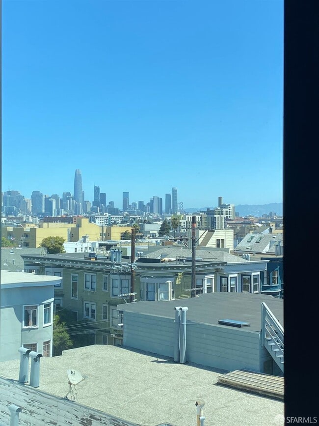 Foto del edificio - 811 Valencia St