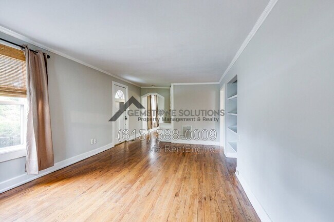 Foto del edificio - 715 Park Cir