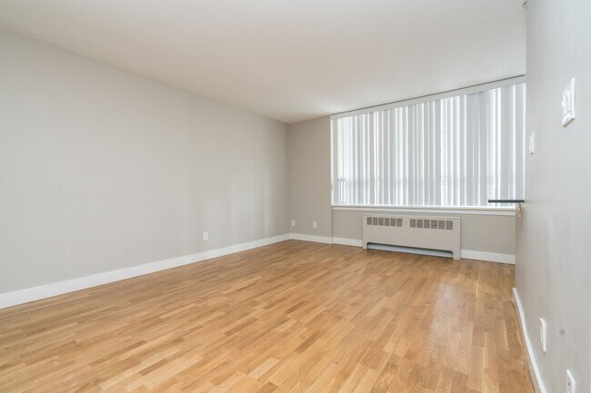 Photo du bâtiment - 95 Jameson Ave