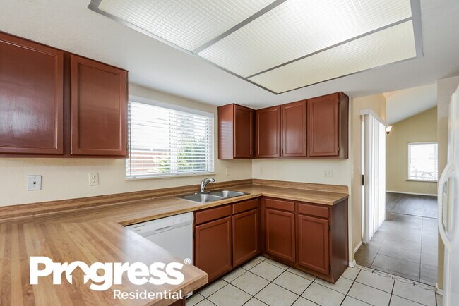 10162 E Stella Rd - 4