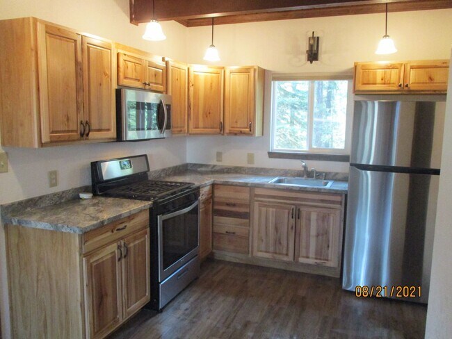 Foto del edificio - One Bedroom PLUS Loft!! Completely redone!  Beautiful Sierra Village Chalet!