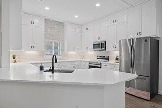 Building Photo - 17701 Village Dr