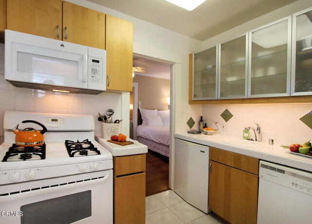 Building Photo - 303 N Hudson Ave