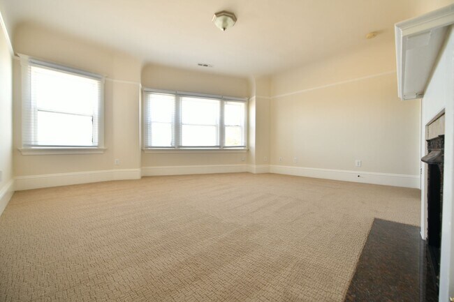 Foto del edificio - 3061-3061 Adeline St