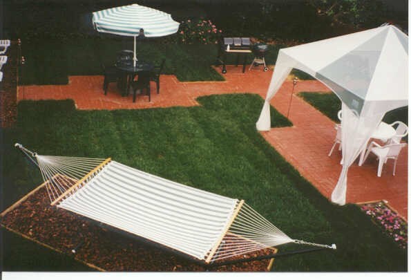 Shared Garden1 - 481 Willow Rd