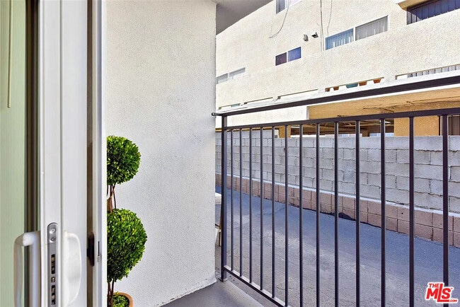 Foto del edificio - 5529 Bonner Ave