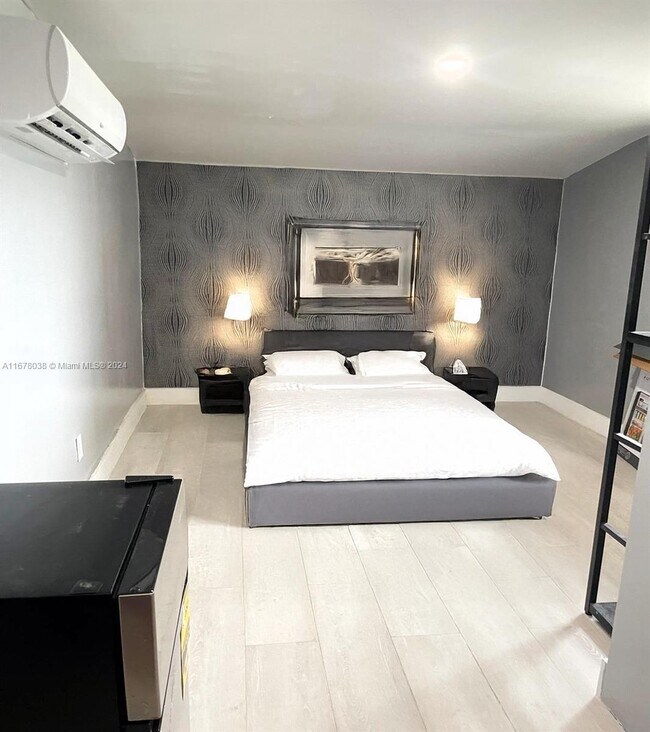 Foto del edificio - 1090 W 60th St