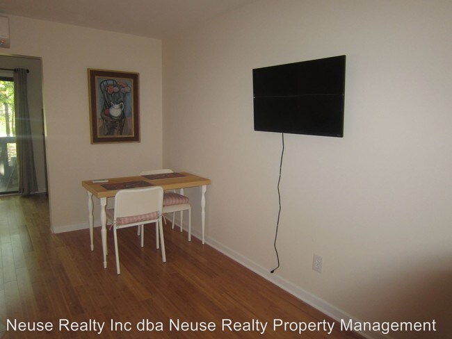 Building Photo - 1303 Harbourside Dr