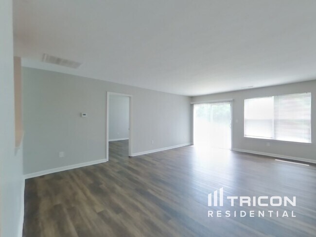 Foto del edificio - 10707 Tedder Lake Dr