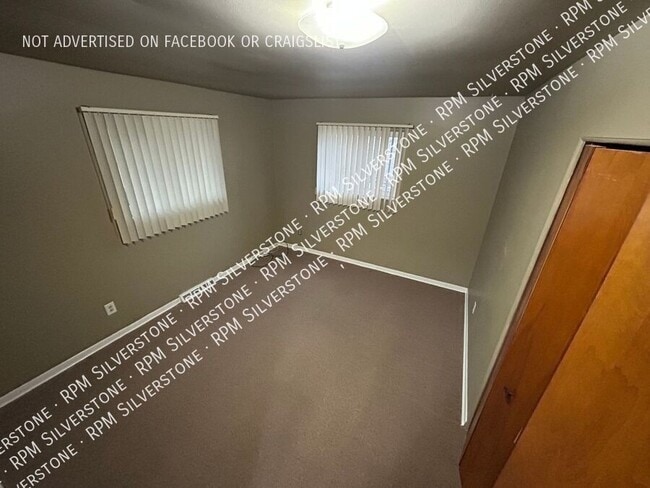 Foto del edificio - 248 Drahner-1