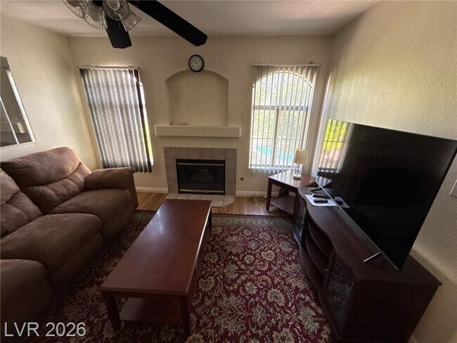 Foto del edificio - 4555 E Sahara Ave