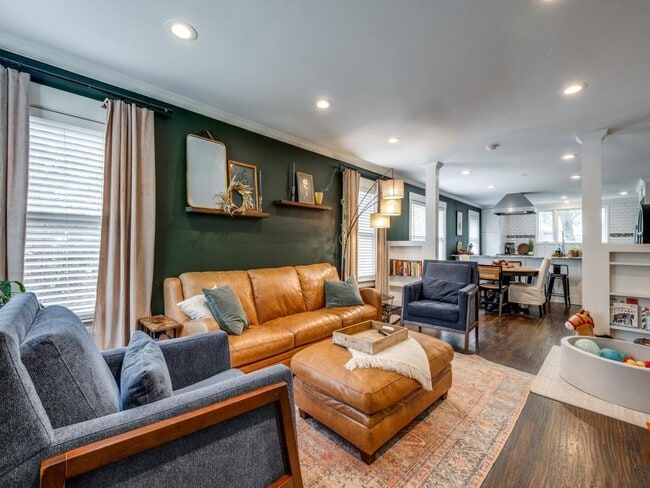 Photo - 6009 Ross Ave Apartment