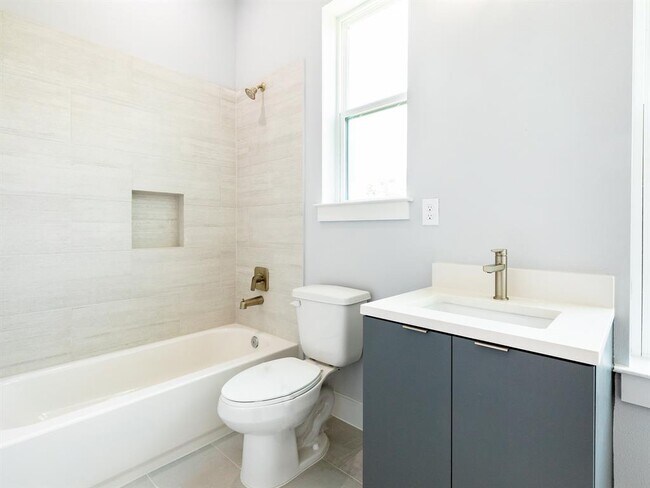 Building Photo - 4714 Independence Hts Ln